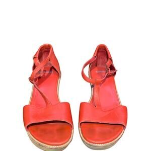Campus Damas platform wedge sandal size euro 38
